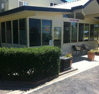 Poplar Caravan Park  Harry's Snack Shack - Accommodation Sunshine Coast