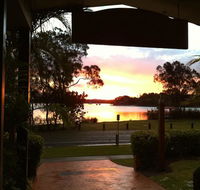 Riverside Tavern - Accommodation Sunshine Coast