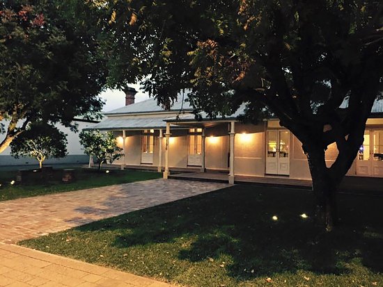 Dry Creek NSW Accommodation Sunshine Coast