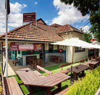 Farmers Home Hotel - Accommodation Sunshine Coast