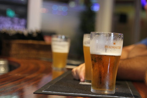 Abbotts Hotel - Accommodation Sunshine Coast 0