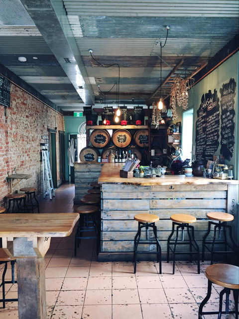 Cantina Sociale - Accommodation Sunshine Coast 1