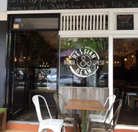 Hessian  Bean - Accommodation Sunshine Coast