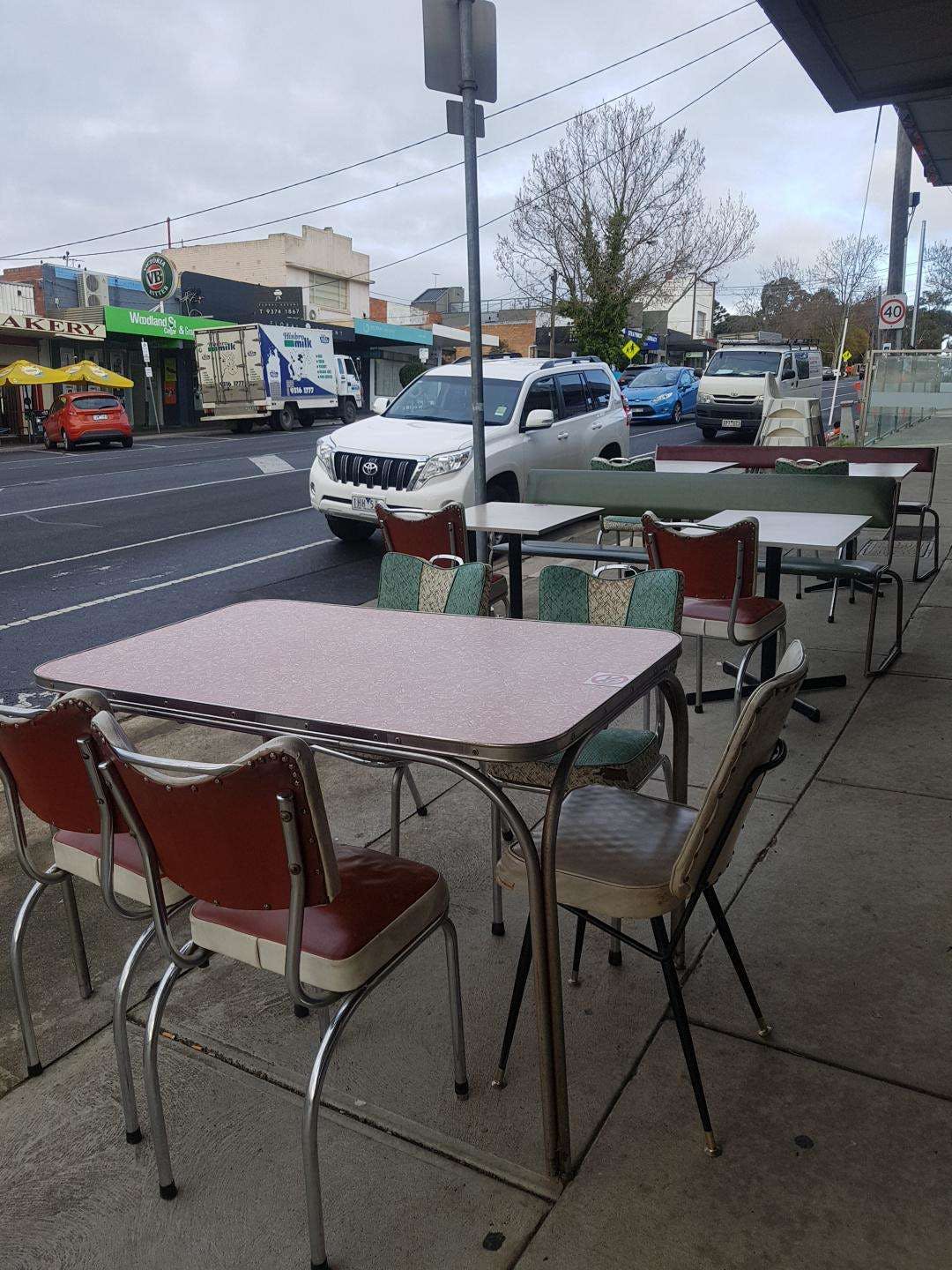 Cross Keys ACT Accommodation Sunshine Coast