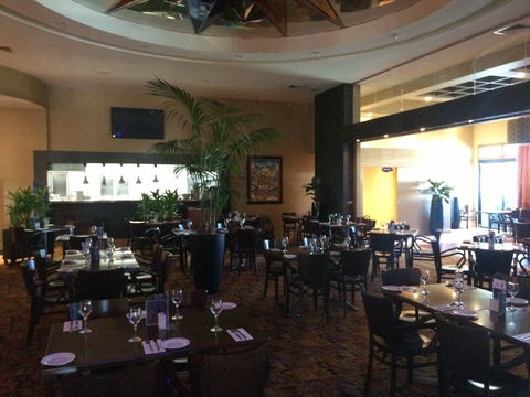 BJ's Restaurant - Accommodation Sunshine Coast 0