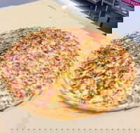 Rocky's Pizza - Accommodation Sunshine Coast