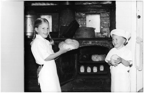 The Narrandera Bakery - Accommodation Sunshine Coast 0