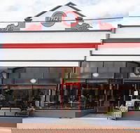 The Red Velvet Lounge - Accommodation Sunshine Coast