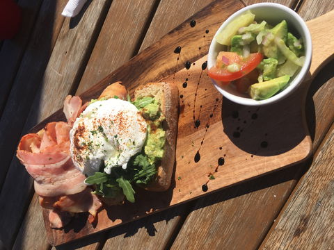 Beachcomber Cafe - Accommodation Sunshine Coast 1