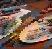 Eagle Hawk Hotel - Accommodation Sunshine Coast