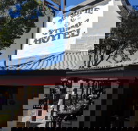 Magpie and Stump Hotel - Accommodation Sunshine Coast