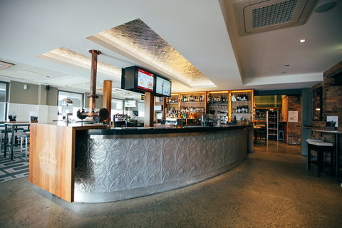 QA Hotel - Accommodation Sunshine Coast 0