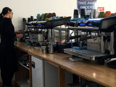 J & L Coffee Roasters And Chocolatiers - Accommodation Sunshine Coast 2