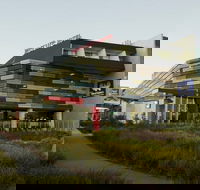 WestWaters Hotel Bistro - Accommodation Sunshine Coast