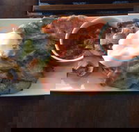 Straight and Narrow - Accommodation Sunshine Coast