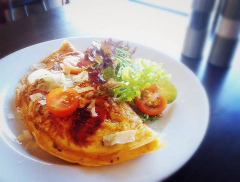 V Series - Accommodation Sunshine Coast 0