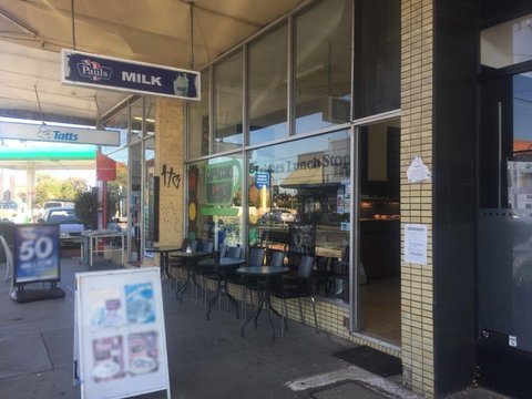 Trishes Lunch Stop - Accommodation Sunshine Coast 0