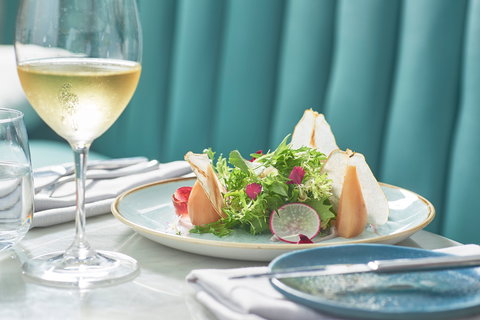 Q Dining - Accommodation Sunshine Coast 2