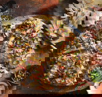 Domino's - Rural View - Accommodation Sunshine Coast