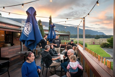Halls Gap Hotel - Accommodation Sunshine Coast 1