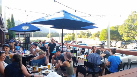 Halls Gap Hotel - Accommodation Sunshine Coast 2