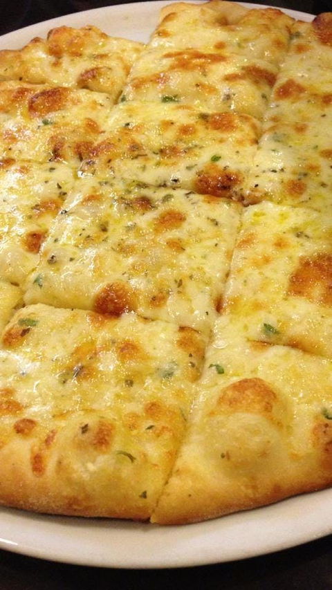 Liza's Woodfire Pizza - Accommodation Sunshine Coast 0