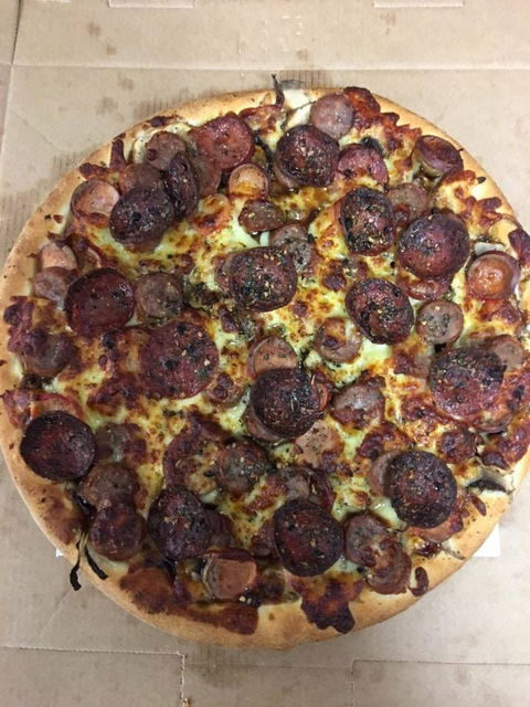 Mozzarella Fella Pizzeria - Accommodation Sunshine Coast 0
