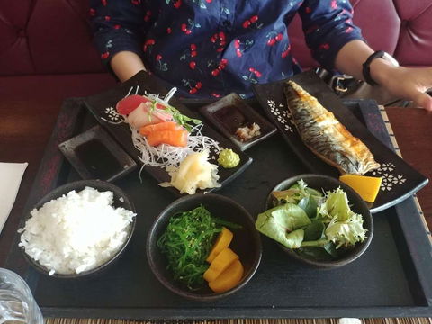 Alice's Makan - Accommodation Sunshine Coast 0