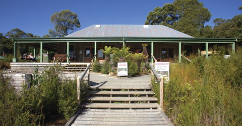 Tannin Restaurant At The Tarkine Tavern - Accommodation Sunshine Coast 1