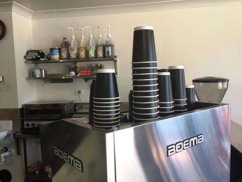 The Loaded Lunchbox - Accommodation Sunshine Coast 0