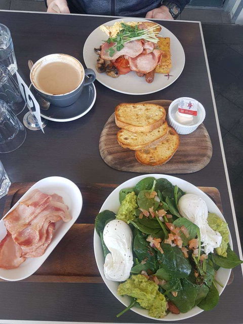 Arirang - Accommodation Sunshine Coast 0