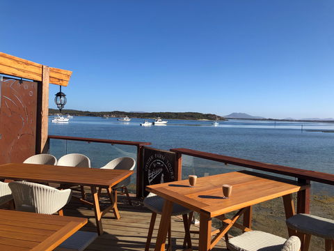 Oyster HQ - Accommodation Sunshine Coast 0