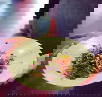 Mr  Mrs Smith - Accommodation Sunshine Coast