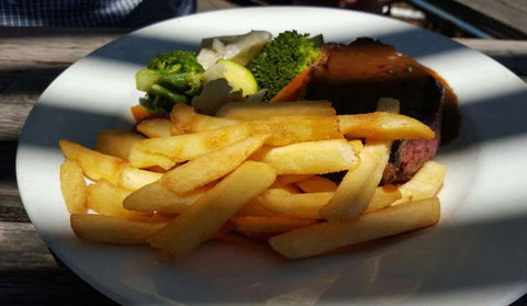 St Andrews Hotel - Accommodation Sunshine Coast 0