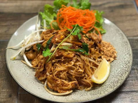 I Am Thai - Accommodation Sunshine Coast 0