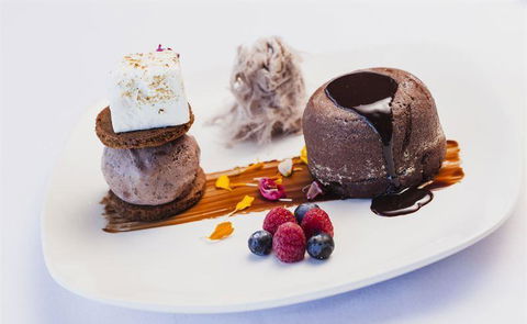 L' Aqua Restaurant - Accommodation Sunshine Coast 5