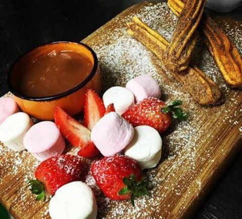 Agatha's Licensed Cafe - Accommodation Sunshine Coast 13