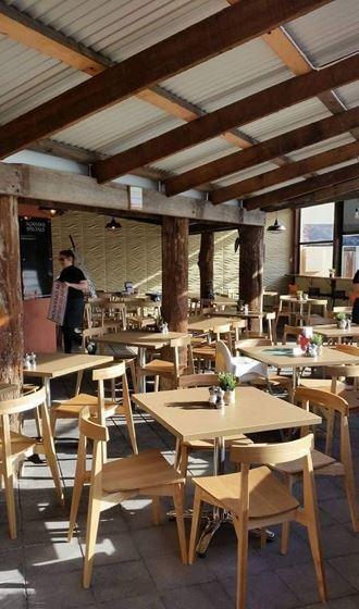 Agatha's Licensed Cafe - Accommodation Sunshine Coast 6