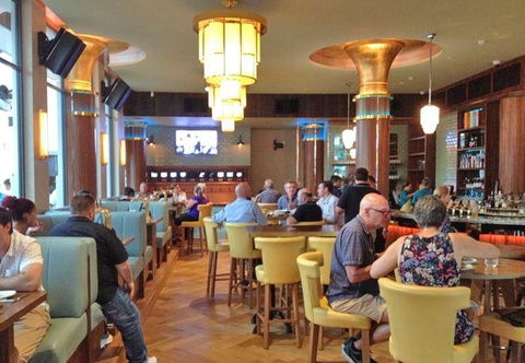 Apollo Bay Wine Bar & Coffee Shop - Accommodation Sunshine Coast 6