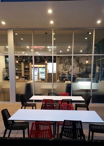 Saltwater Cafe & Pizza - Accommodation Sunshine Coast 3
