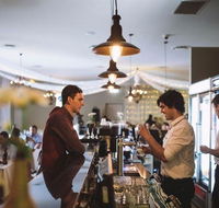 Sneaky's Restaurant - Accommodation Sunshine Coast