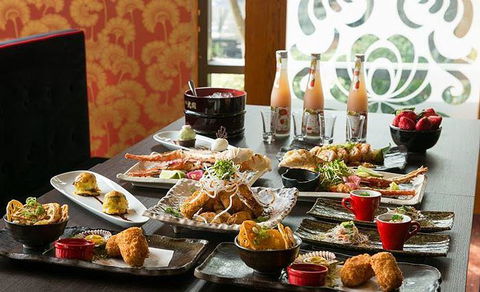 Aurora Ozone Hotel Restaurant - Accommodation Sunshine Coast 2