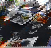 Top of the Hill Restaurant - Accommodation Sunshine Coast