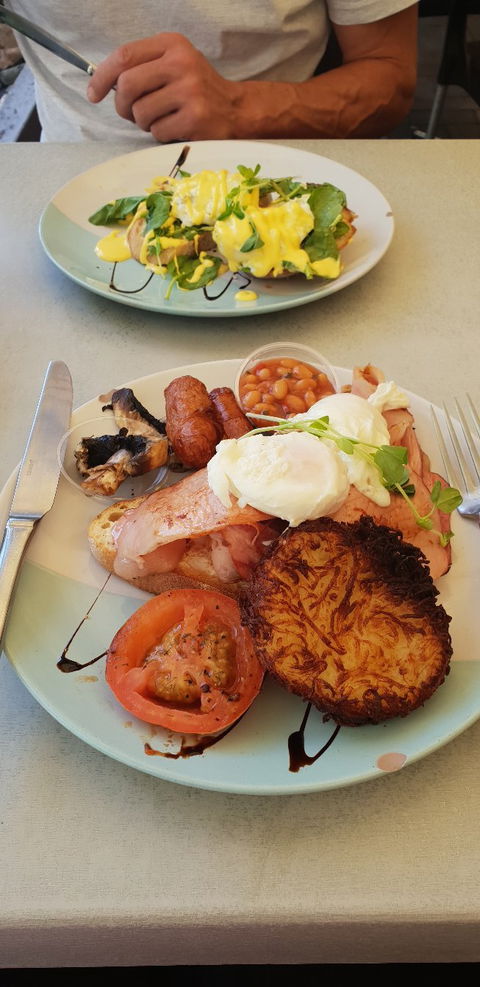 The Tree Restaurant - Accommodation Sunshine Coast 4