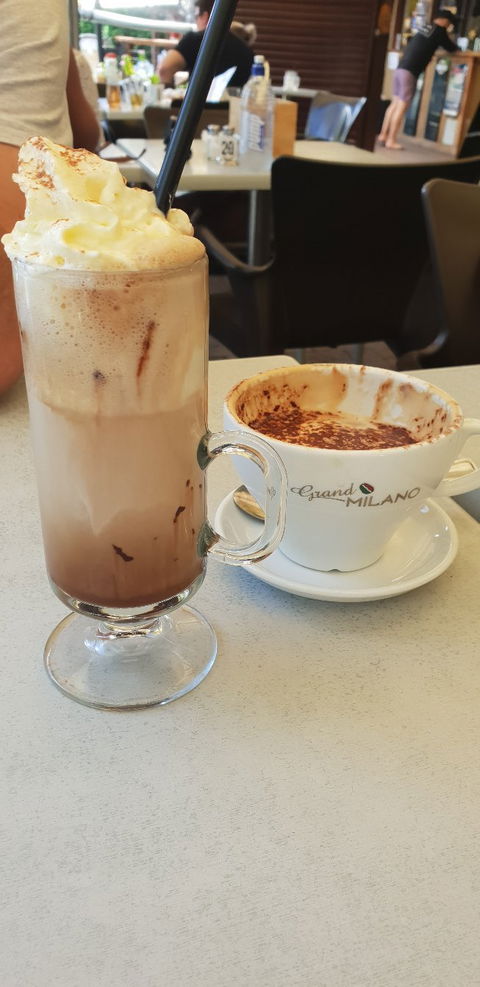 The Tree Restaurant - Accommodation Sunshine Coast 5