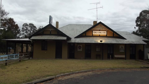 Linga Longa Inn - Accommodation Sunshine Coast 0