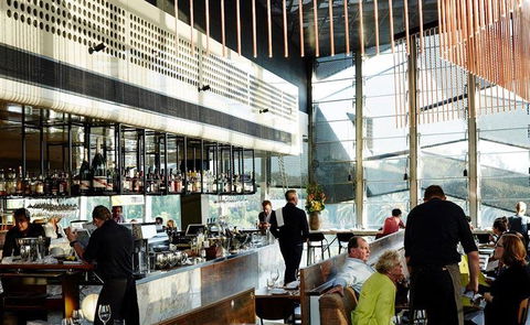 V Series - Accommodation Sunshine Coast 15