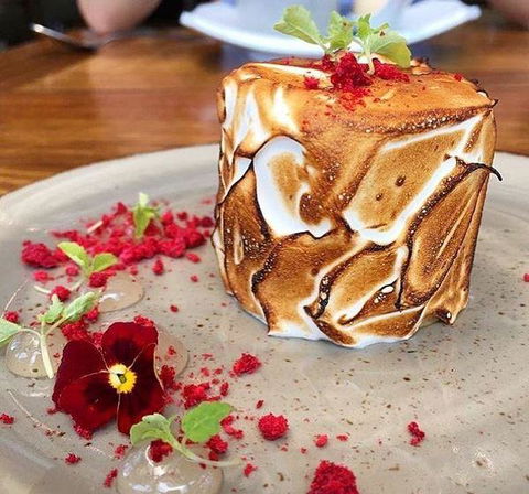 V Series - Accommodation Sunshine Coast 16