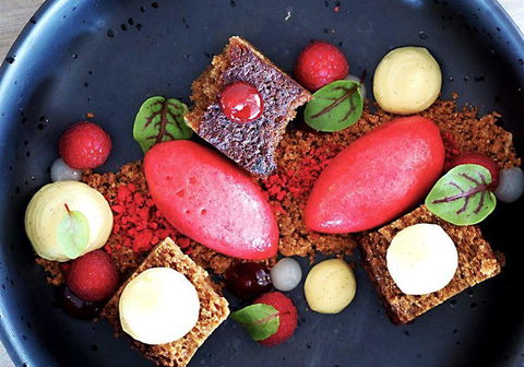 V Series - Accommodation Sunshine Coast 8