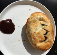 Devil's Den Cafe and Takeaway - Accommodation Sunshine Coast